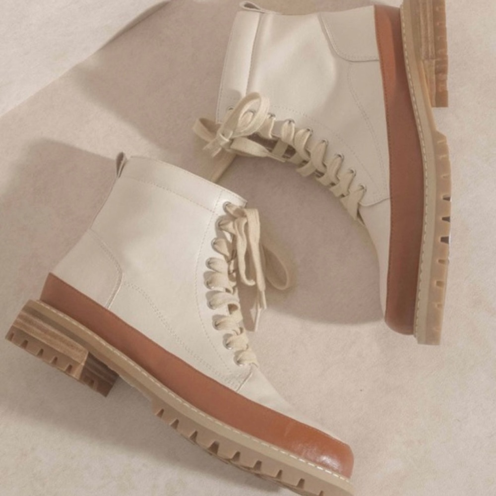 Alissa Modern Hiking Boot
